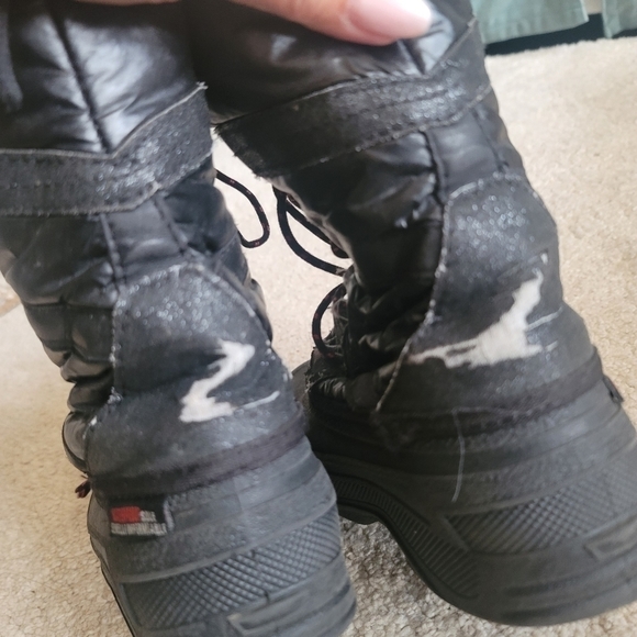 Winter Boots for Girls Size 1 in Black - Picture 8 of 14